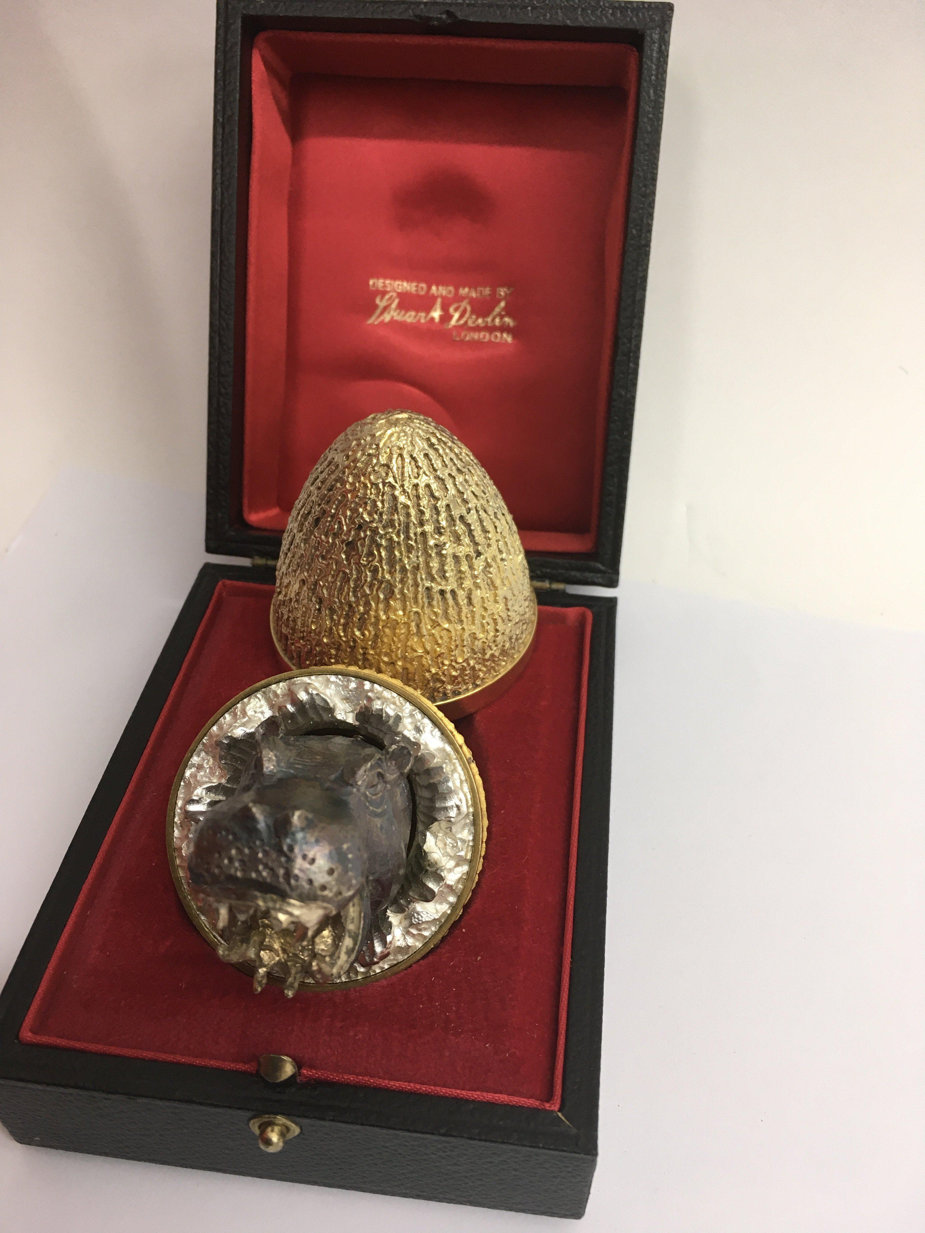 A Stuart Devlin silver gilt limited edition egg ,
