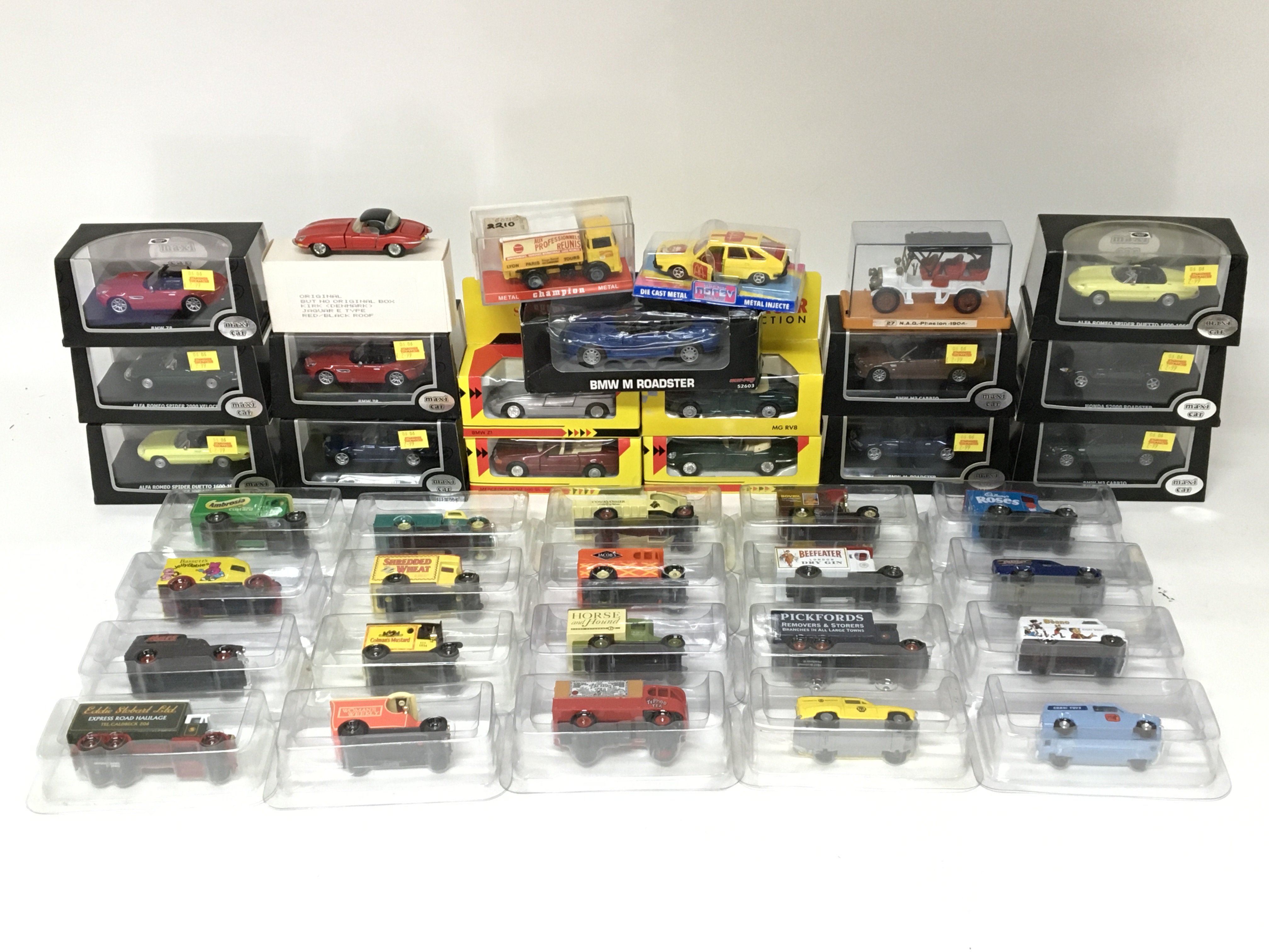 A collection of boxed Diecast vehicles including Lledo, Maxi car, Shell sport etc, x39