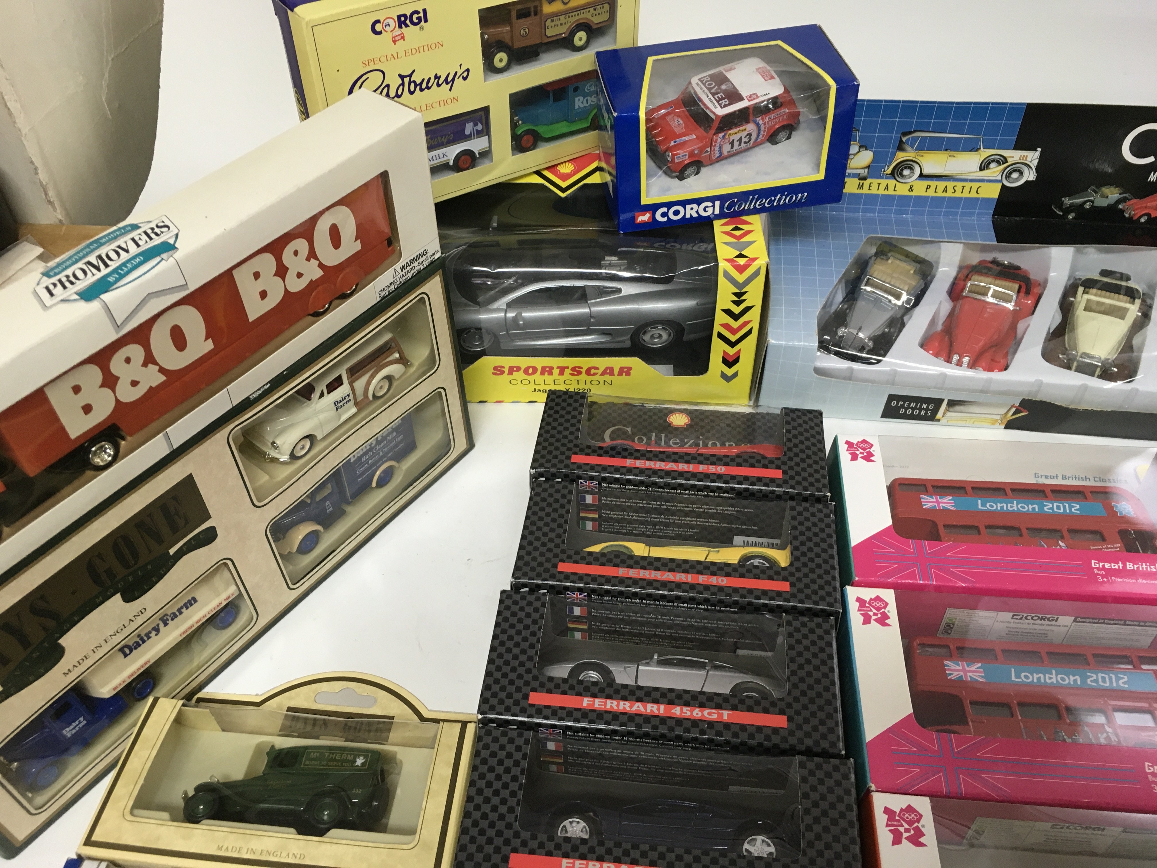 A collection of boxed Diecast vehicles including Corgi, Lledo, Oxford, Shell, etc - Image 2 of 7
