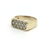 A 9ct yellow gold diamond ring, having 13 diamonds