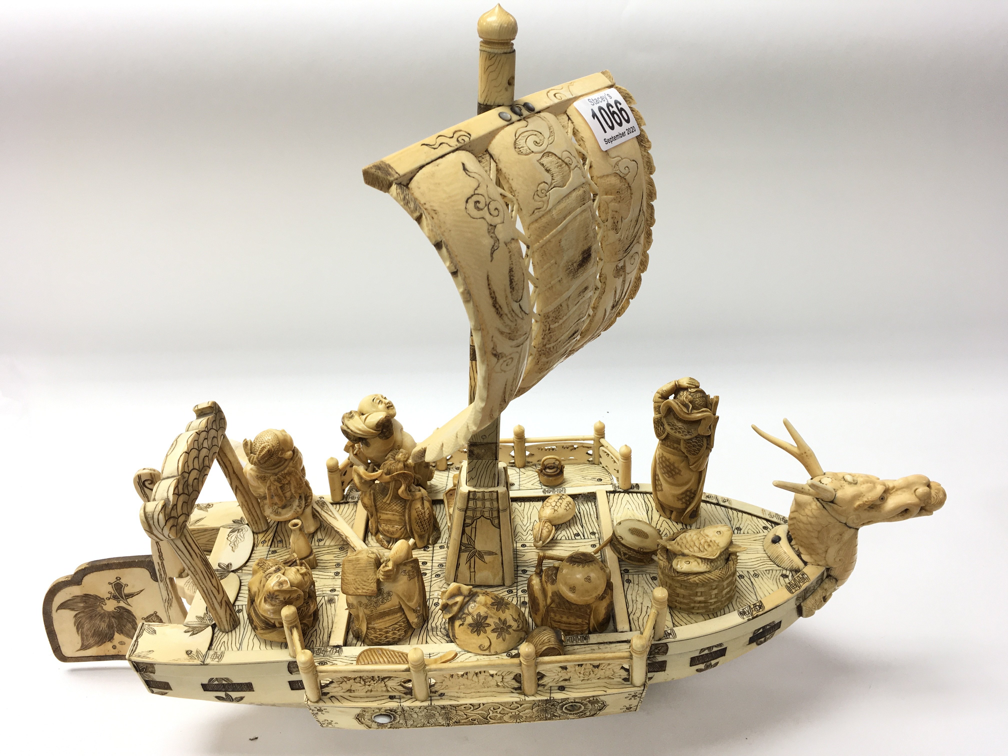A large carved Chinese Model of a dragon boat with - Image 3 of 5