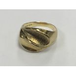 A 14carat gold ring stamped 585 weight 2.8g