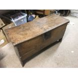 A late 18th / early 19th century blanket box, appr