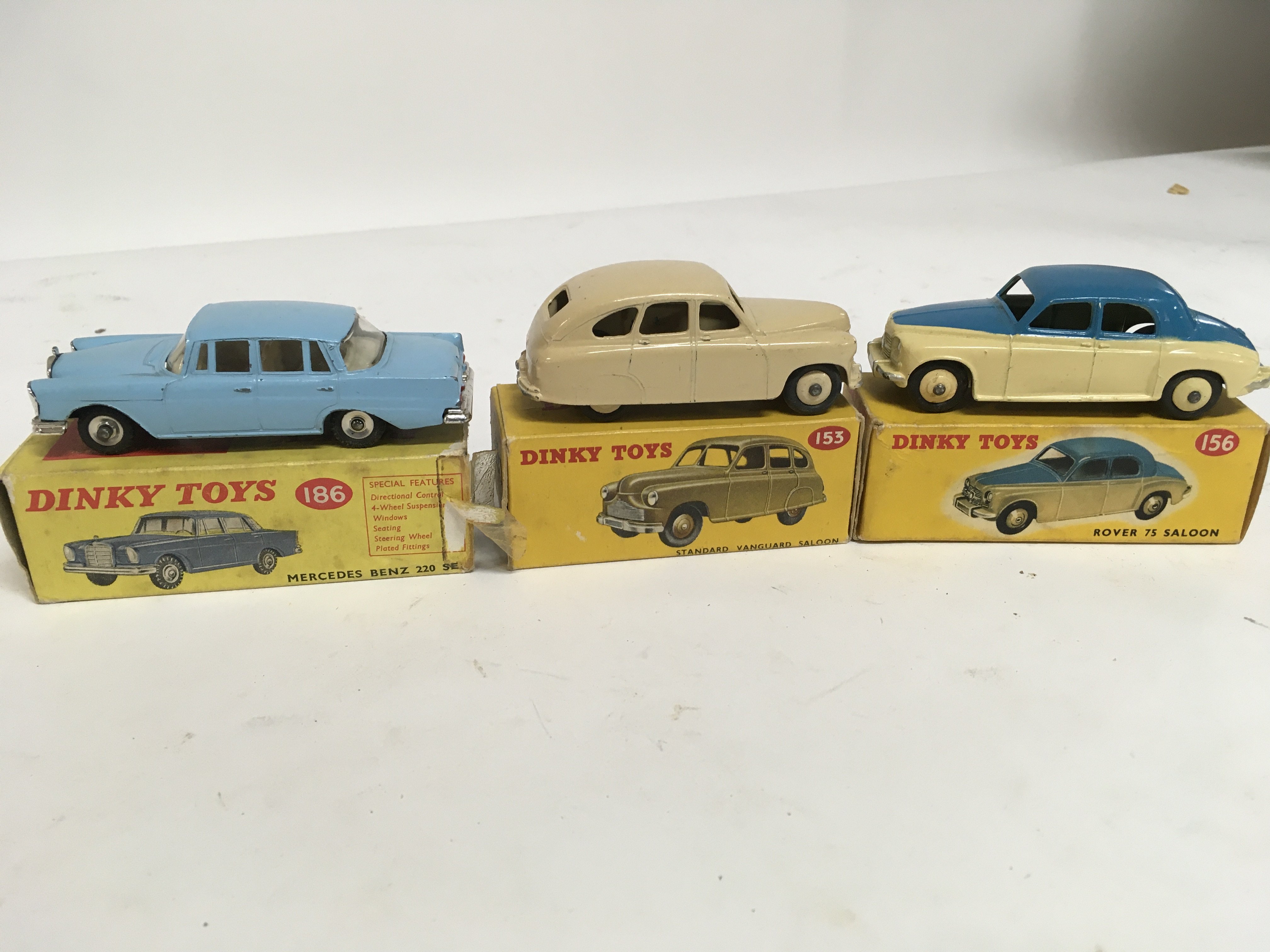 Dinky toys, boxed, #186 Mercedes Benz 220 SE, no e