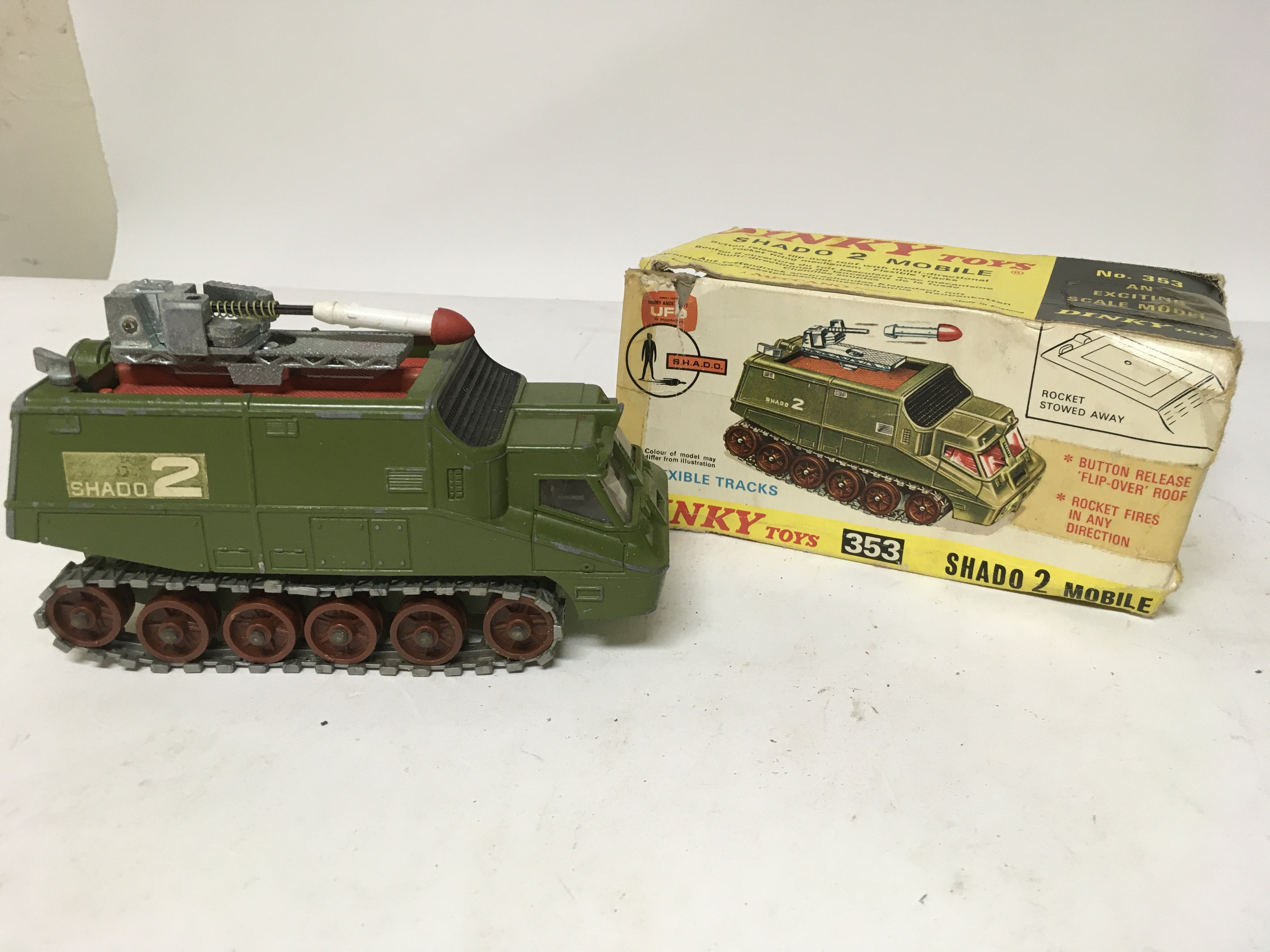 Dinky toys, boxed, #353 UFO Shado 2 mobile, Gerry