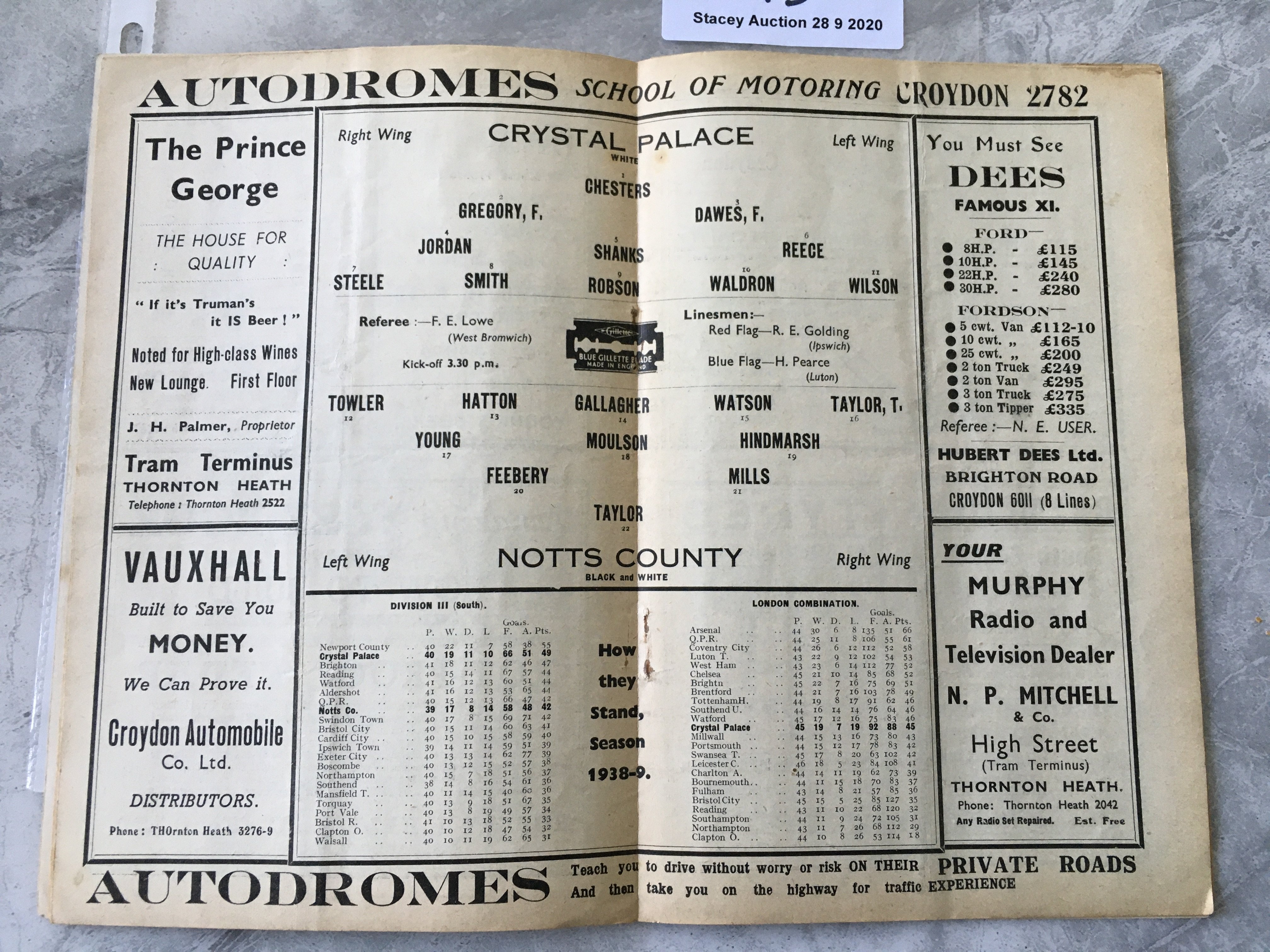 38/39 Crystal Palace v Notts County Football Progr - Image 2 of 2