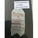 32/33 Aston Villa v Bradford City Stewards Silk Ba