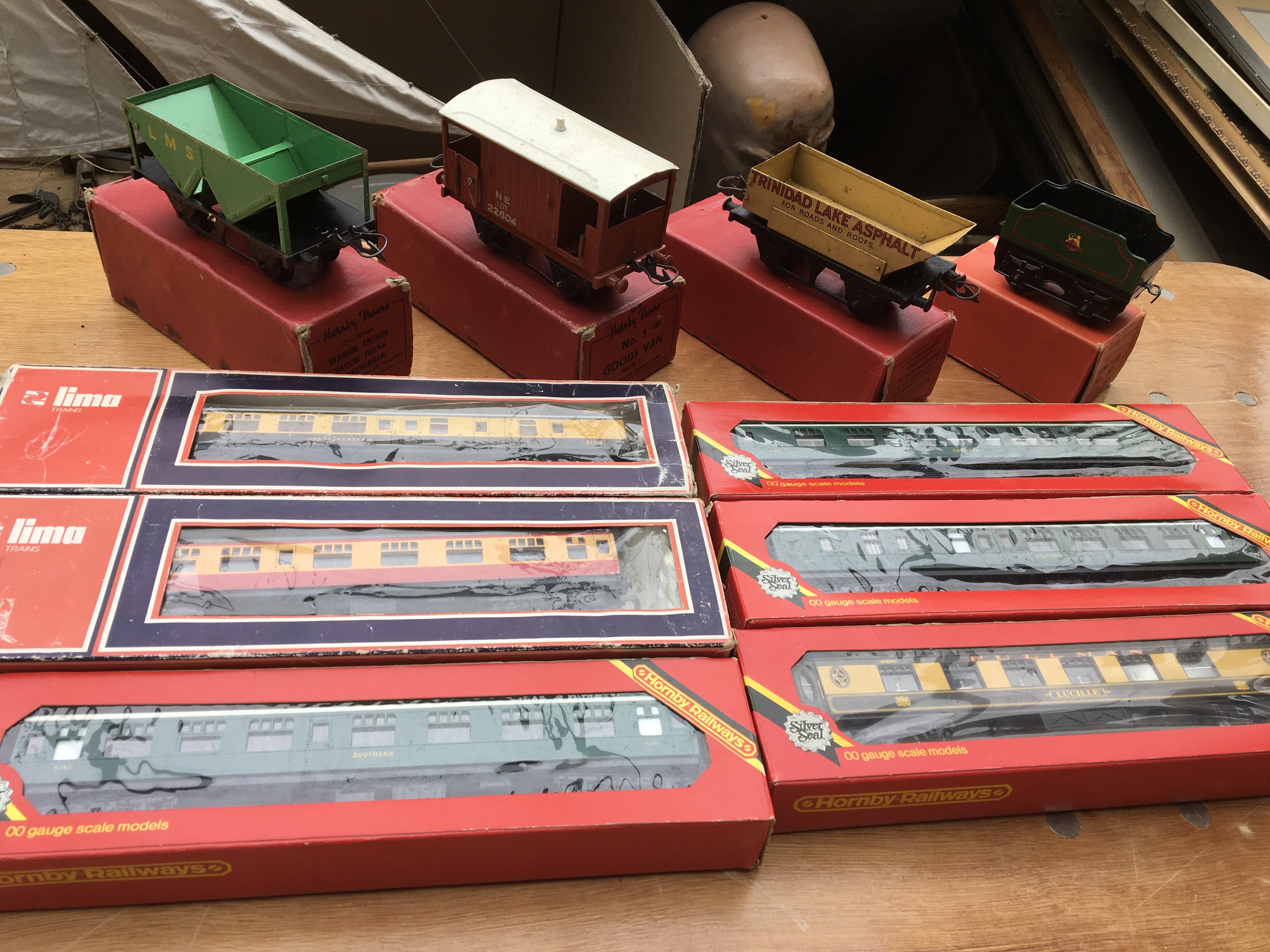 A collection of boxed Hornby/ Lima railway OO gaug