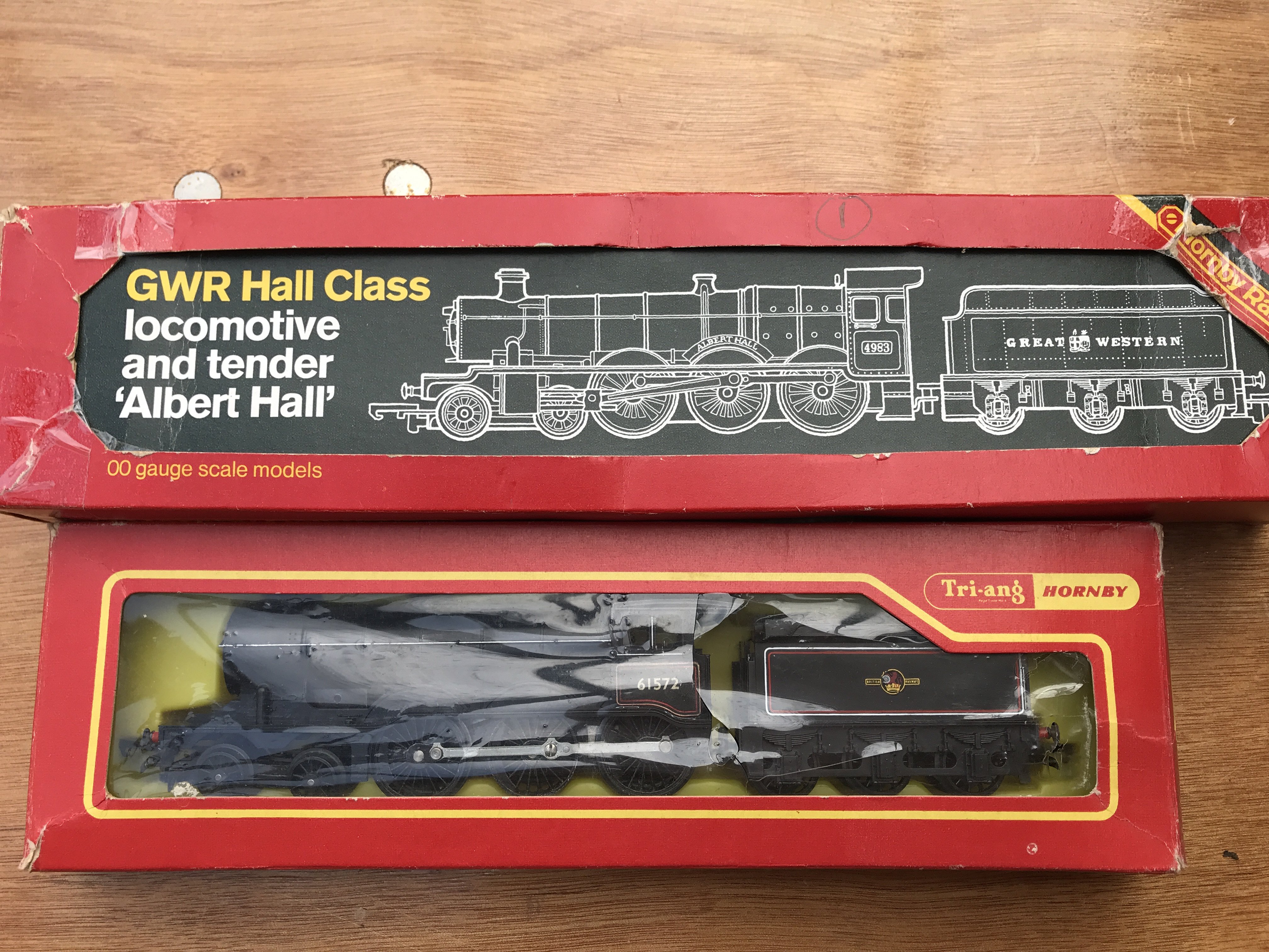 Hornby railway, boxed locomotives, OO gauge, R150S