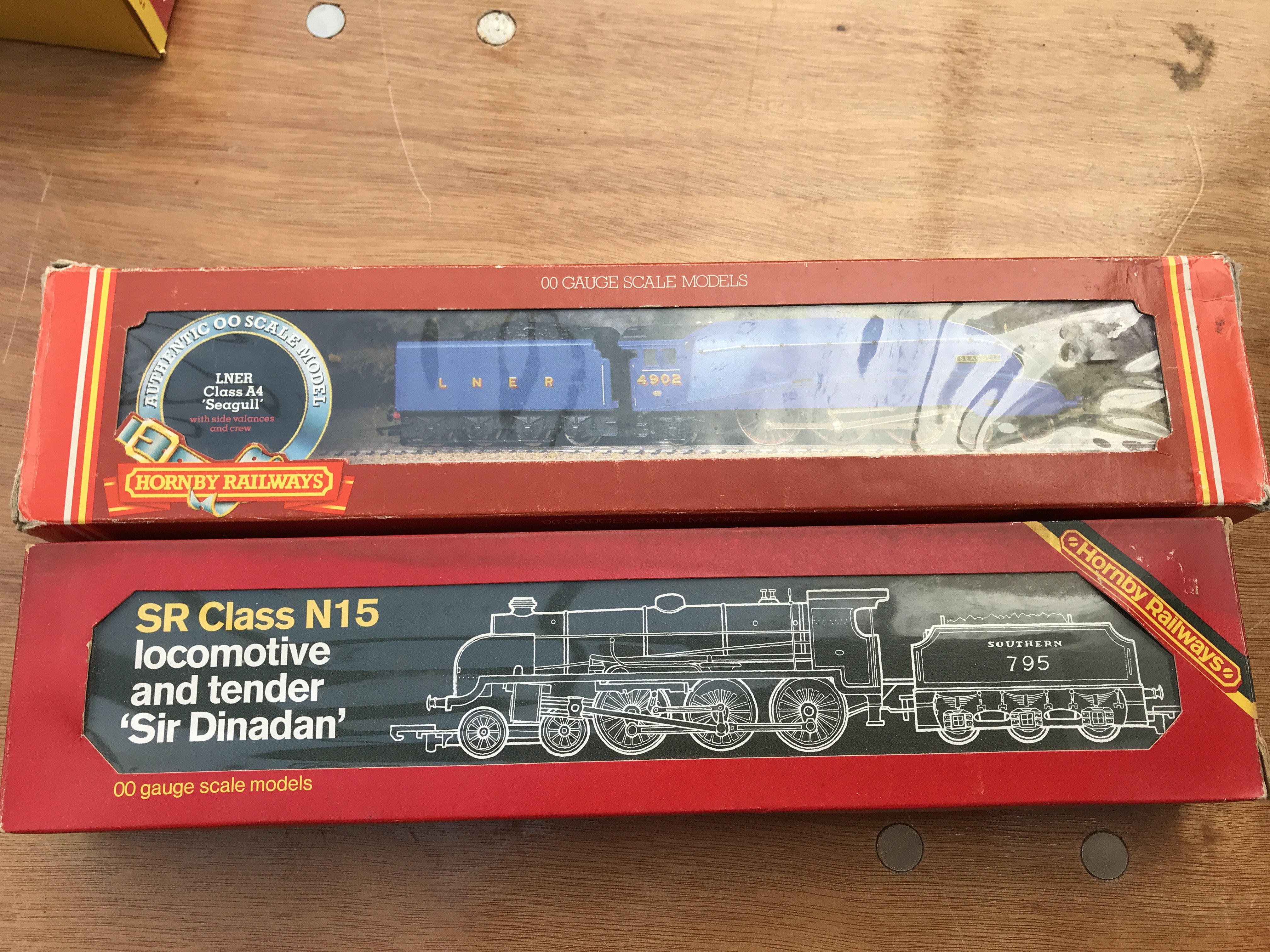 Hornby railway, boxed locomotives, OO gauge, R372