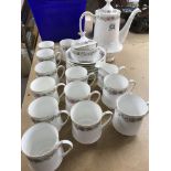 A Paragon Belinda pattern tea set. 25pcs - NO RESE