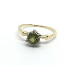 An 18ct gold peridot and diamond ring, approx 2.8g