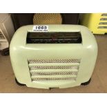 KB model FB10 (toaster design) green Bakelite radi