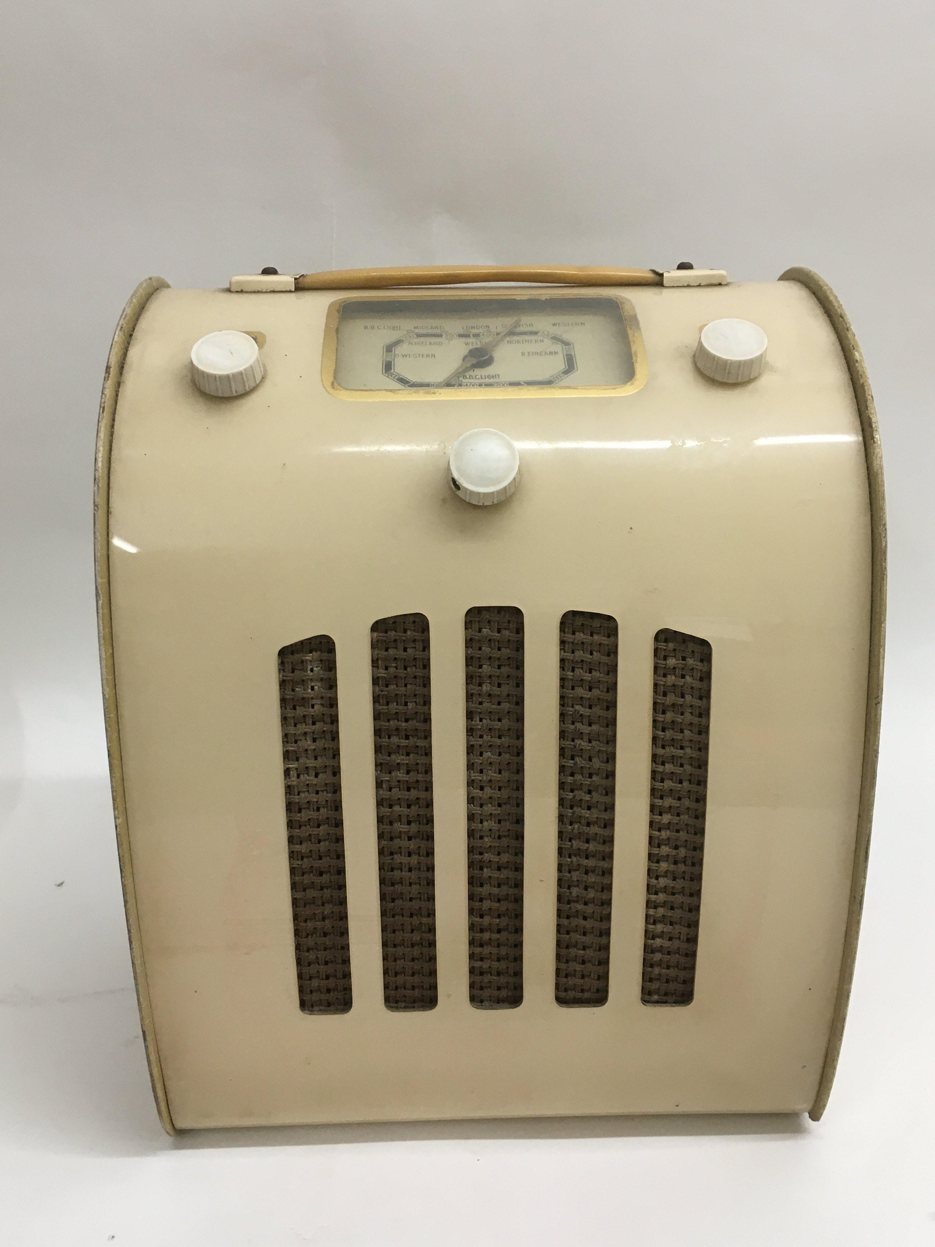 A vintage Ever Ready radio.