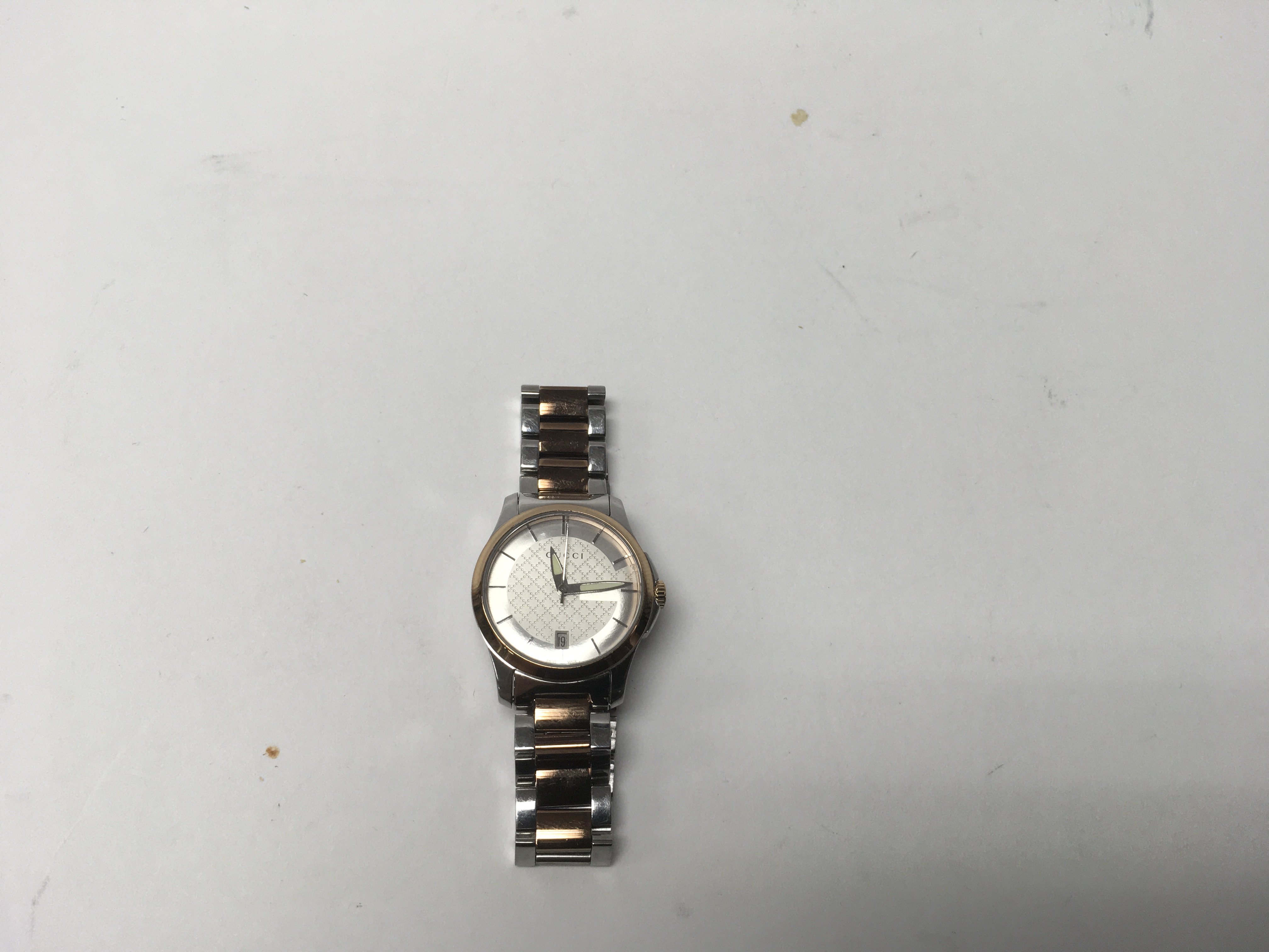 A ladies Gucci G timeless wrist watch - Image 2 of 2