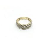 A 14ct gold ring set with diamonds, approx 3.3g an