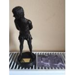 George Best Bronze Figure: George Best 1946 - 2005 number 110 of 1000.