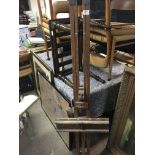 A Windsor and Newton folding artist picture easel