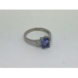 An 18ct white gold ring set with a tranzanite and