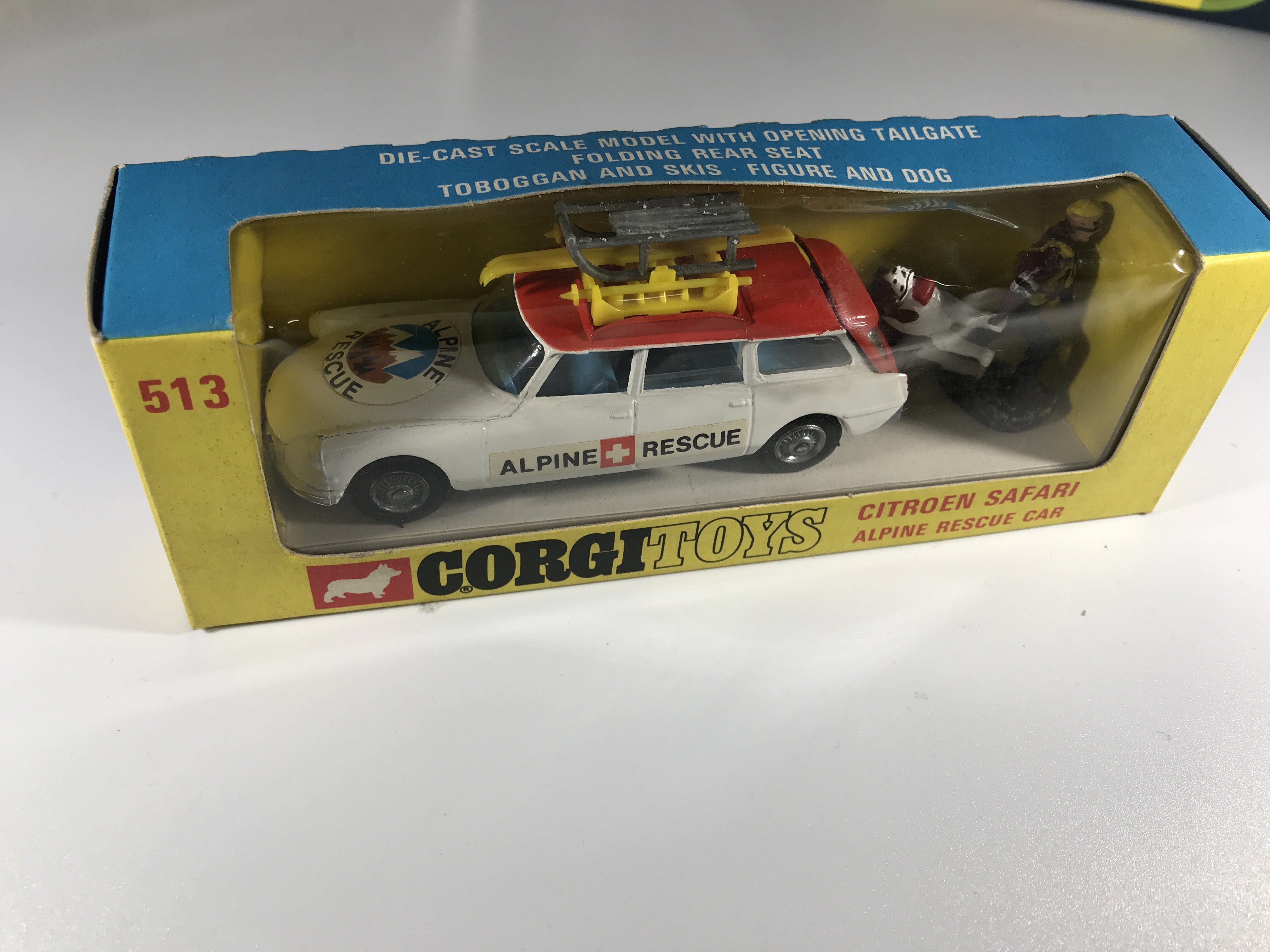 A Corgi gift set 'Safari Land Rover and animal tra - Image 2 of 4