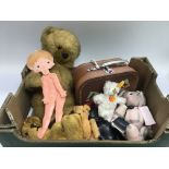 A small Steiff bear in travel case, Burberry teddy bear and others.