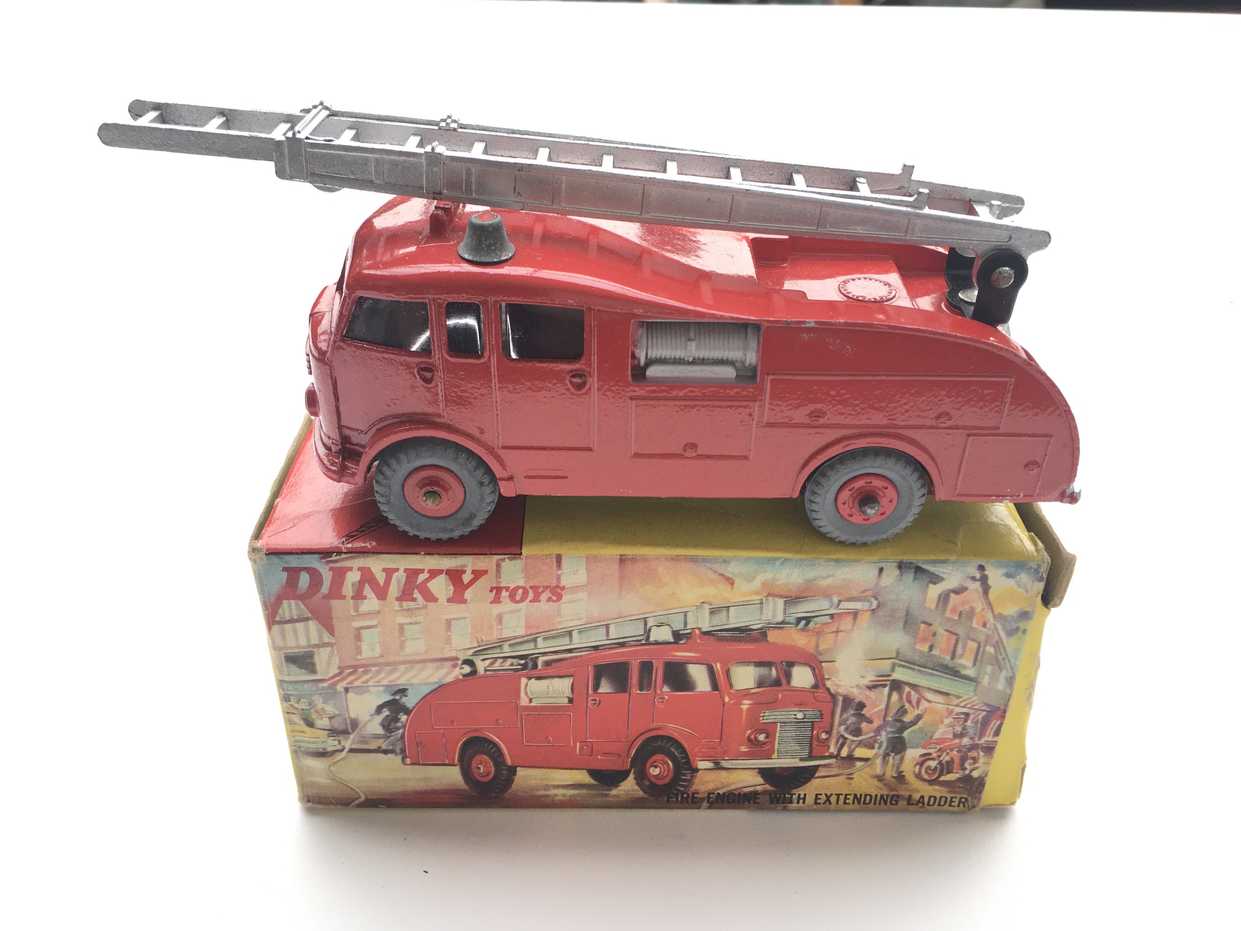 4 Boxed Dinky vehicles, #955 Fire Engine with exte - Image 2 of 5