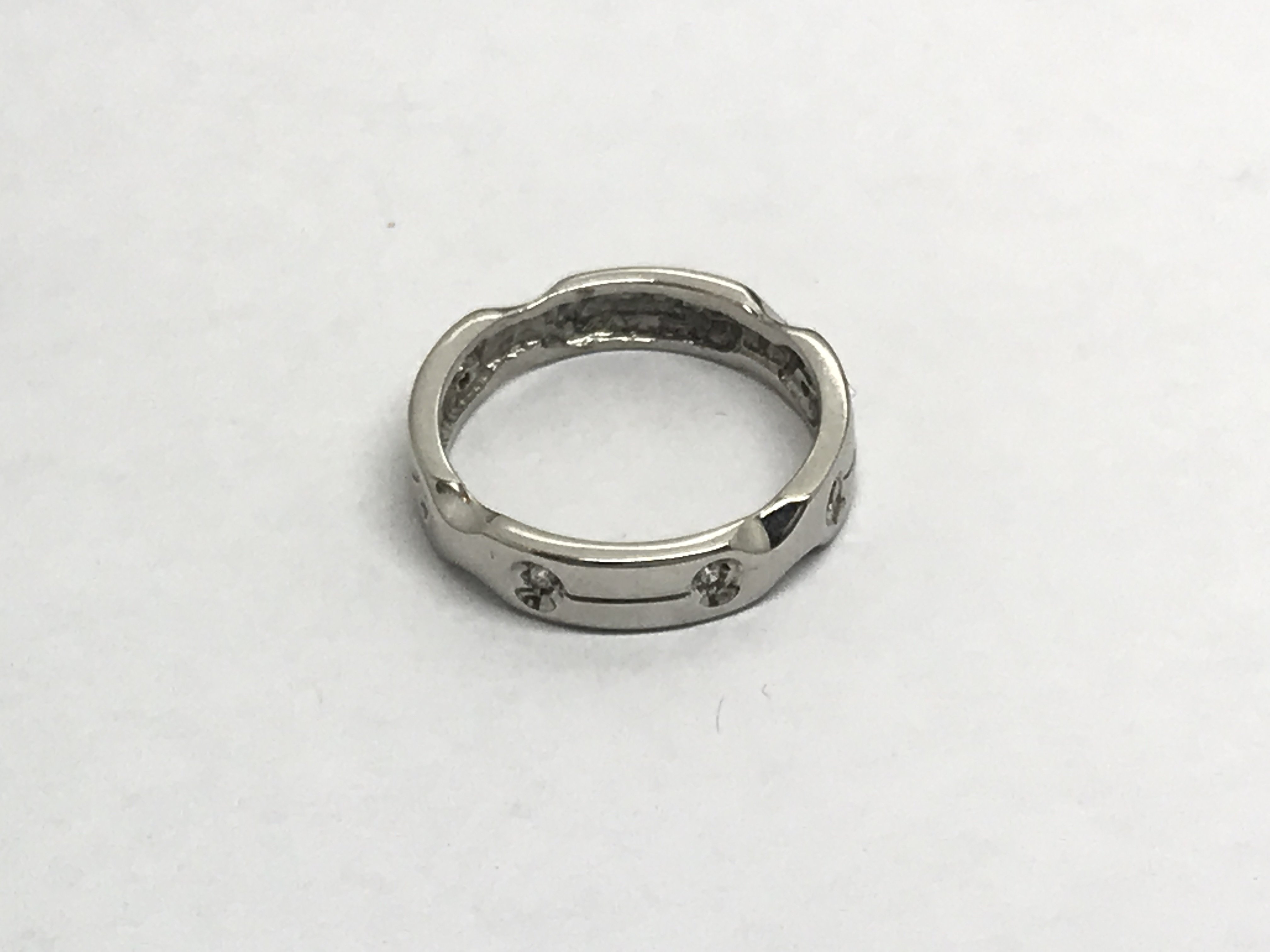 An 18ct white gold six diamond ring, approx 3.7g and approx size N-O. - Image 2 of 2