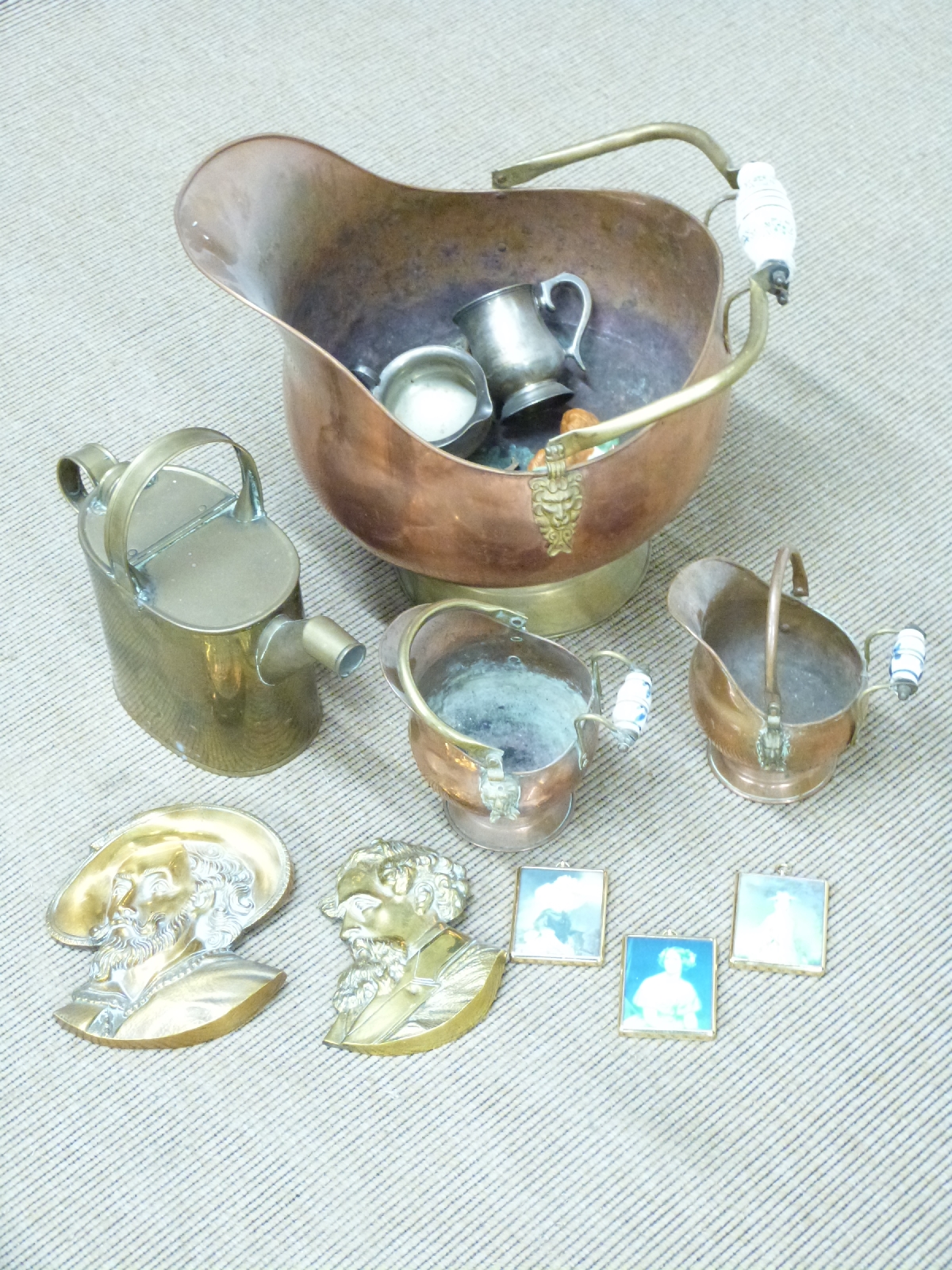 Five copper and brass coal scuttles, additional jam pans, watering can, kettle etc, tallest 53cm - Image 4 of 9
