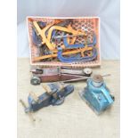 A large vice, two jacks including 35 tonne, very large clamps etc