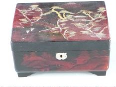 Japanese lacquer musical jewellery box, L21 x W15 x H11cm