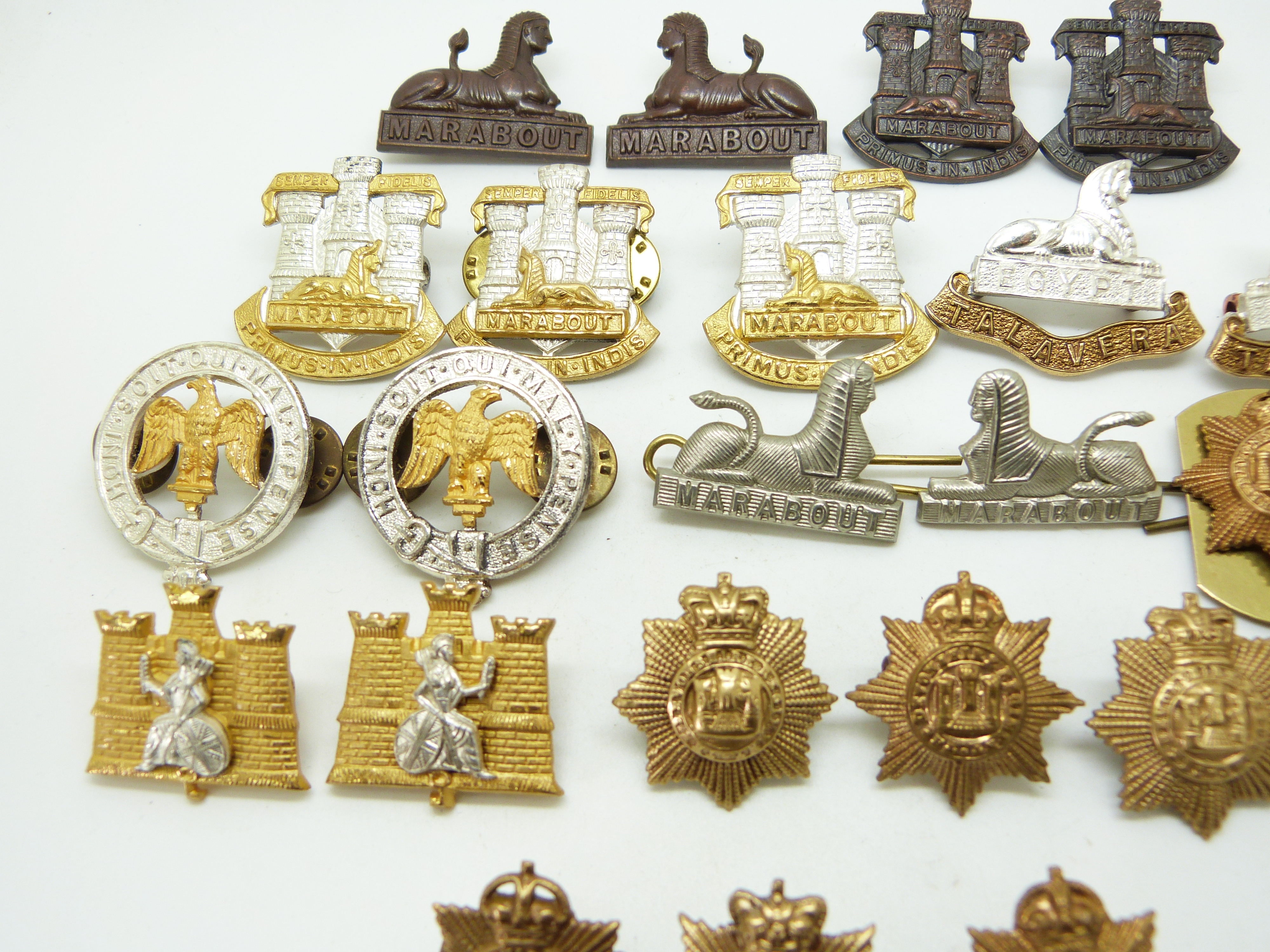 Twenty Four British Army Devonshire and Dorsetshire Regiment metal collar badges in eleven pairs - Image 3 of 8