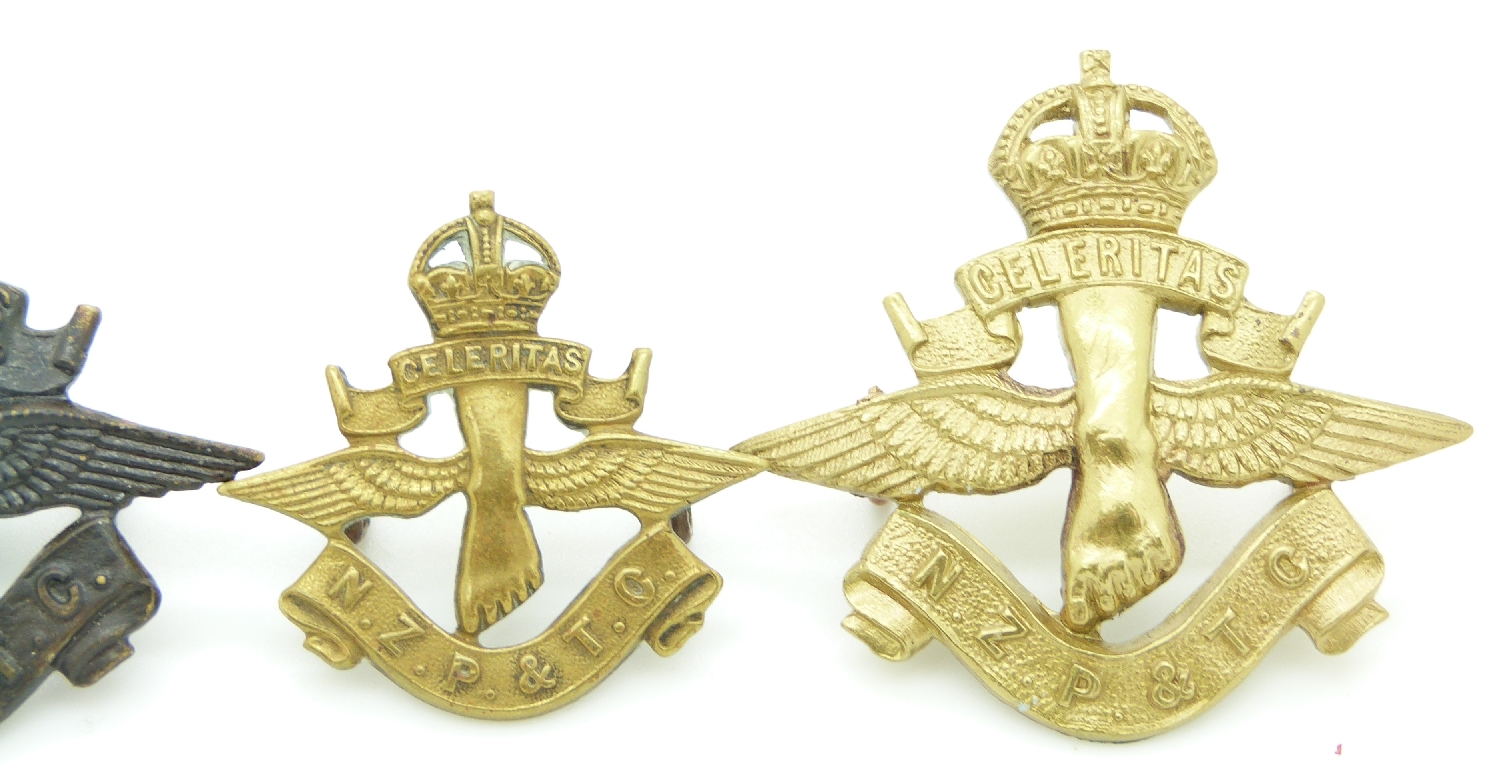 New Zealand Territorial Force Post and Telegraph Corps metal hat and collar badges, three with Gaunt - Image 3 of 10