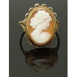 A 9ct gold ring set with a cameo, size G, 1.88g