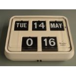 Westclox quartz BQ-17 battery operated retro/mid century office wall clock with 'fall flap'