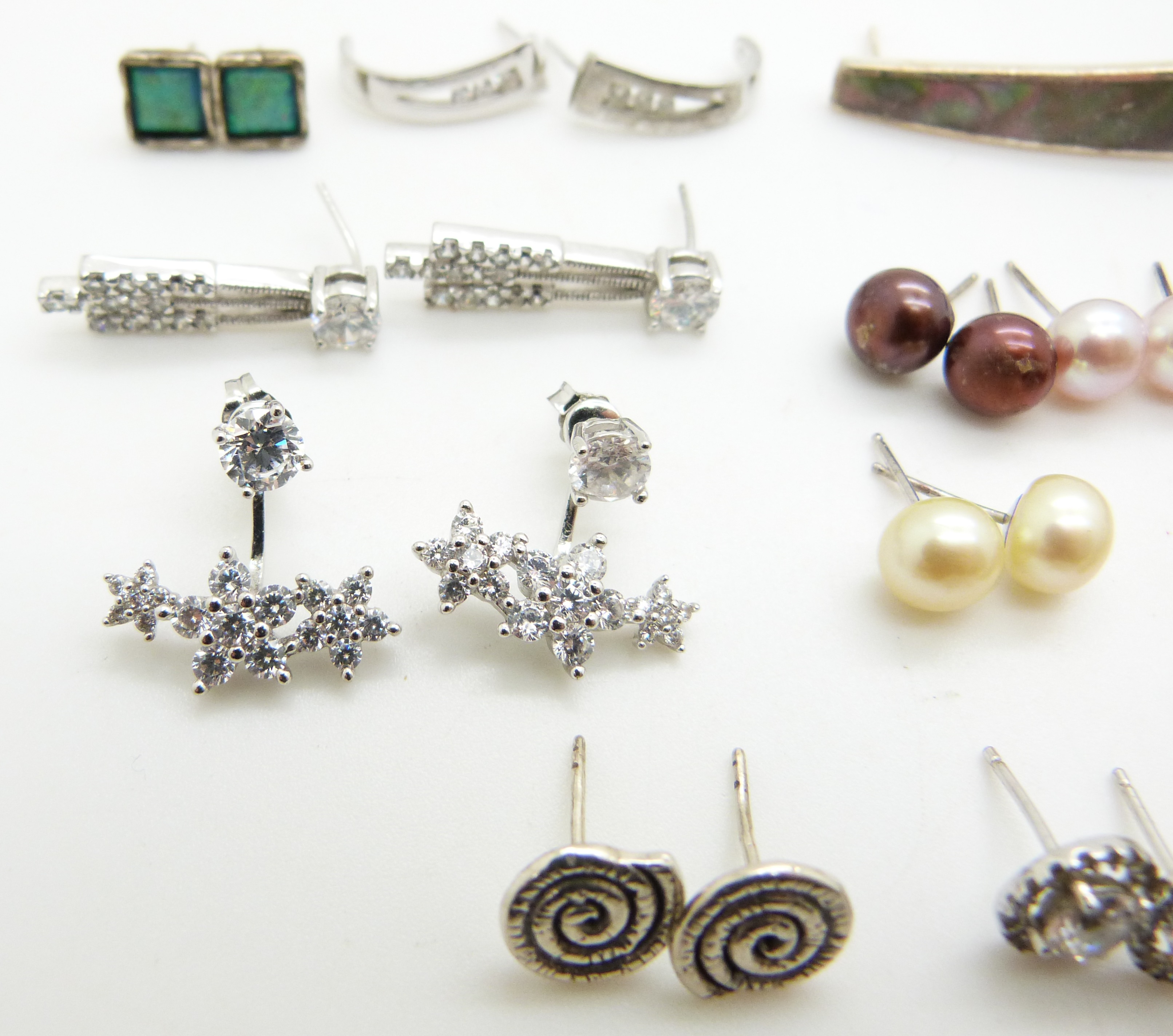 A collection of silver earrings including pearl and cubic zirconia - Image 2 of 5