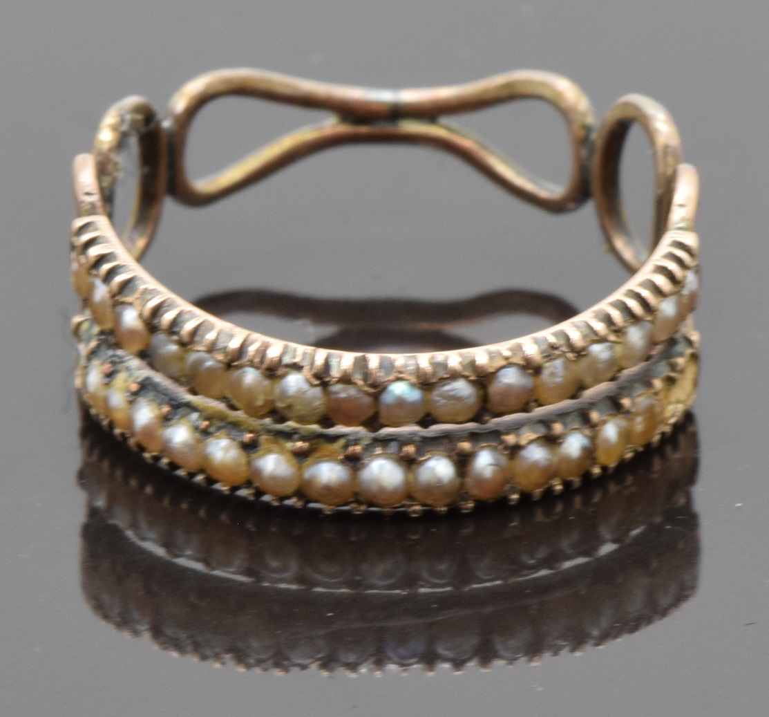Georgian ring set with seed pearls, size O, 1.91g