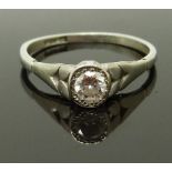 Art Deco platinum ring set with a diamond of approximately 0.25ct, size L, 2.59g