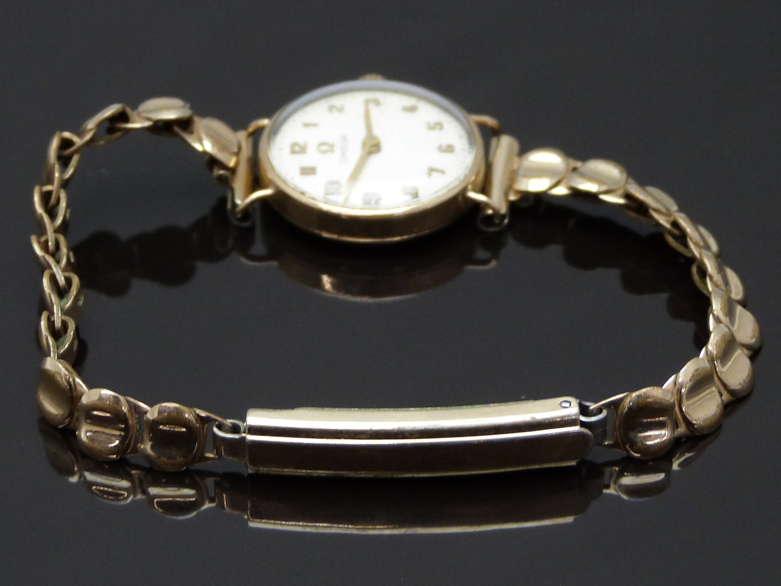 Omega 9ct gold ladies wristwatch ref.7115500 with gold hands and Arabic numerals, silver dial and - Image 2 of 2