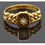 Edwardian 18ct gold ring set with a diamond, Birmingham 1901, size O, 4.91g