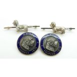Two silver Kenart bar brooches depicting Dandy Dinmont dogs and two badges for the Dandie Dinmont