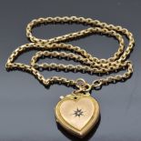 Victorian 9ct gold necklace/ chain (7.4g) with a 9ct gold back and front heart locket set with a