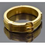 Victorian 18ct gold buckle ring opening to reveal a band of plaited hair, inner band inscribed "died