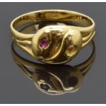 Victorian 18ct gold snake ring, size M, 3.54g