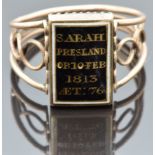Georgian mourning ring set with plaited hair in a glass compartment surrounded by foiled paste,