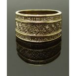 A 9ct gold ring set with diamonds, size O/P, 6.0g