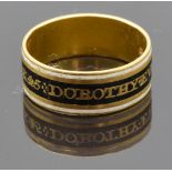 Georgian 18ct gold mourning ring set with black and white enamel reading "Dorothy Eveleigh Ob 27th