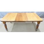 Victorian oak table wind out extending dining table raised on reeded legs, maxL178, minL124 x W104 x