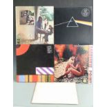 Pink Floyd - Ummagumma (SHDWI/2 A1/B2/A1/B3, The Dark Side Of The Moon (SHUL B04) 2 posters, 1