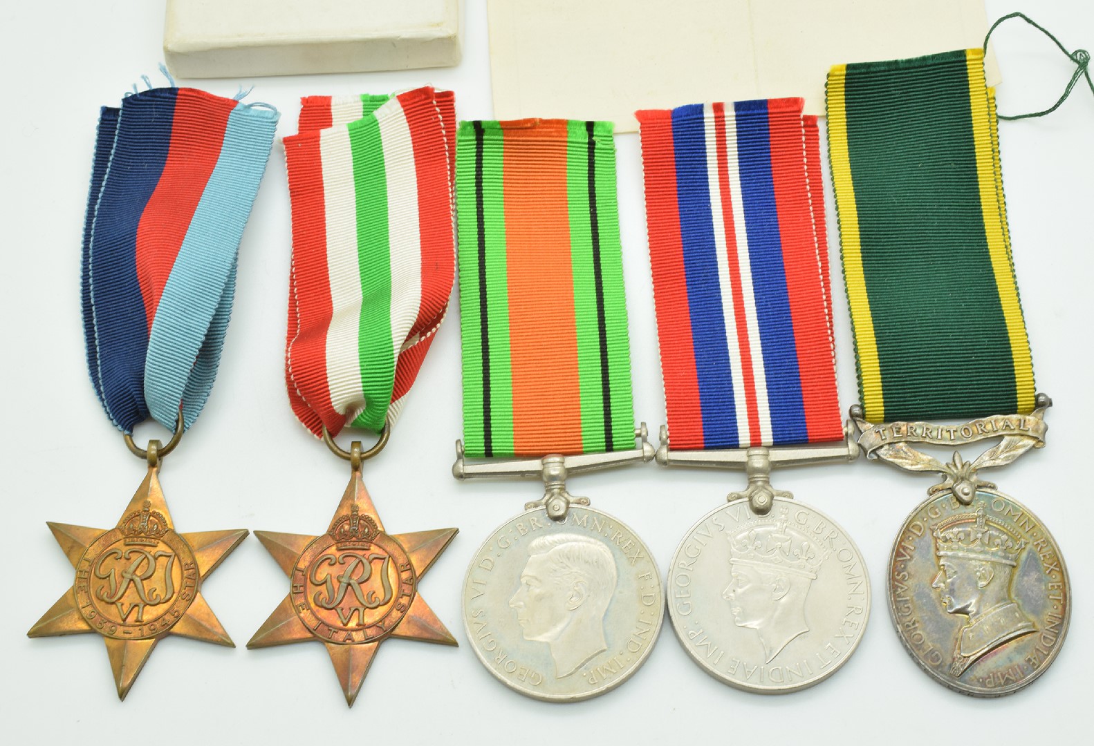 British Army WW2 medals comprising 1939-1945 Star, Italy Star, Defence Medal, War Medal and - Image 2 of 5