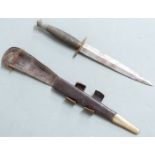 Fairbairn Sykes style fighting knife with leather sheath, blade length 17cm